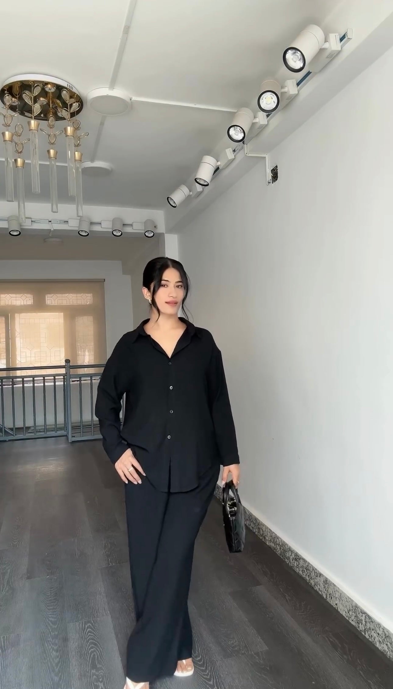 Stylish Women's Outfit Combo